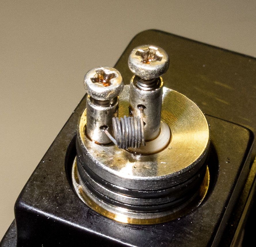 What really happens if your coils are touching ??? ECigarette Forum