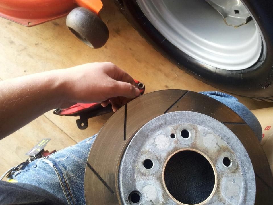 How To Guide HOW TO Paint Rotors Mitsubishi Eclipse 4G Forums