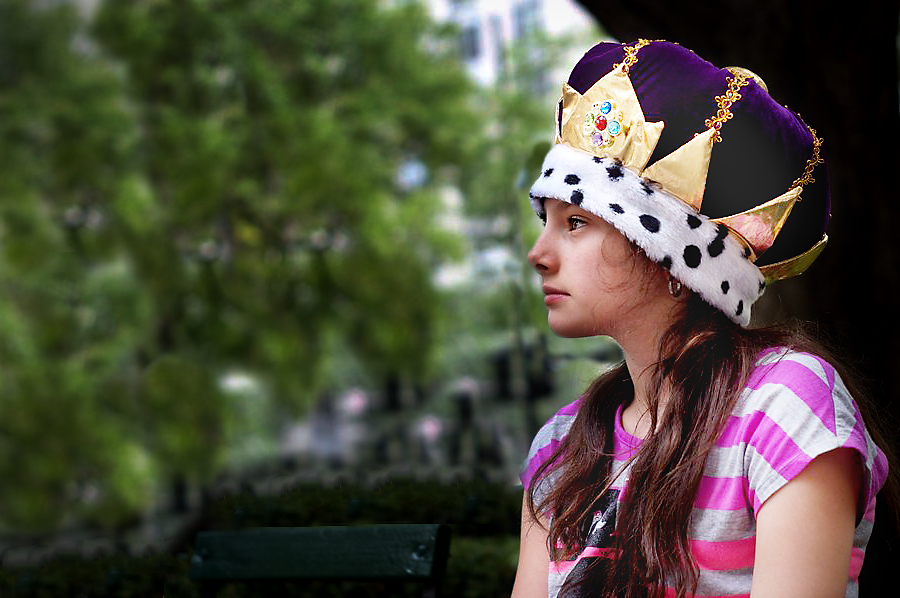 IMAGE: http://i1259.photobucket.com/albums/ii547/tmoore323/HerMajesty2_zpsfa323222.png