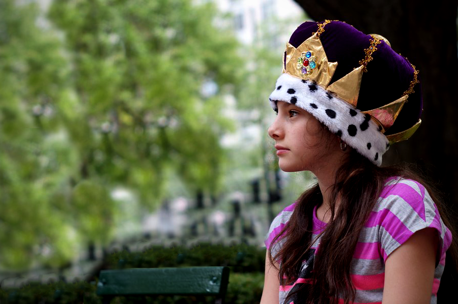 IMAGE: http://i1259.photobucket.com/albums/ii547/tmoore323/HerMajesty_zps262d725b.png