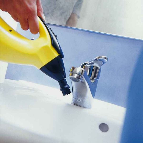 Karcher SC952 Hand Held Domestic Steam Cleaner 15162020 Steam Clean Windows