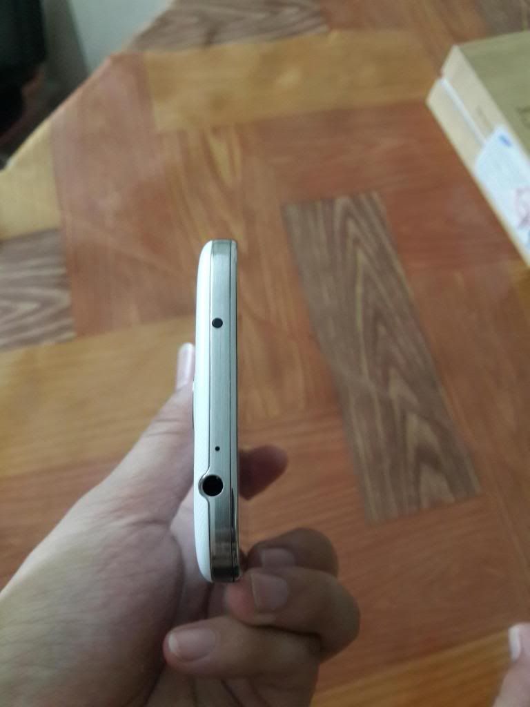 Galaxy S4 i9500 WHite + Gray Mới 99%( Bảo Hành 12 Tháng ) - 3