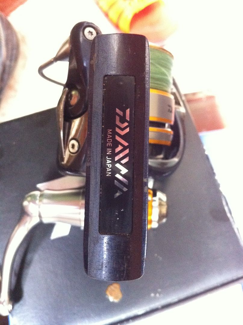 Lên đờl cần bán máy daiwa certate 2500 đơi 2010 - 3